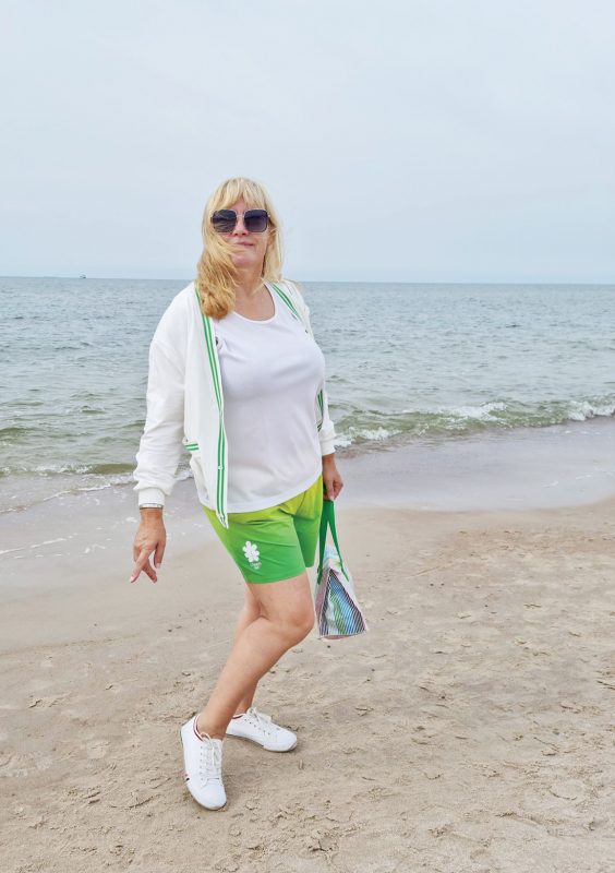Erika randa laiko ir sau, ir smėlio pilims.