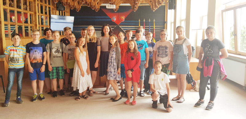 <strong>5 a klasės mokinių ir auklėtojos susitikimas su mere Ausma Miškiniene.</strong>