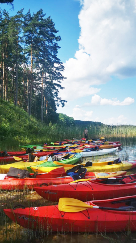 Baidarių žygio metu.