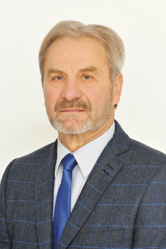<strong>,,Stengsimės vienytis ir nepasiduoti manipuliacijoms iš išorės“, – teigė G. A. Jasinskas. </strong>