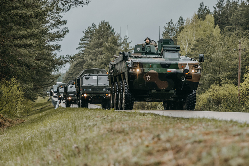 Lenkijos 15-osios mechanizuotosios brigados karių atvykimas į Lietuvą.