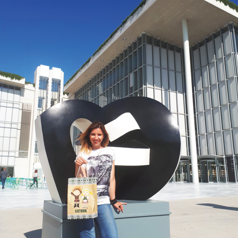 <strong>„Labiausiai džiaugiuosi galėjusi skleisti žinią apie Lazdijus, mūsų biblioteką“, – sakė Lazdijų viešosios bibliotekos direktorė R. Rudienė.</strong>